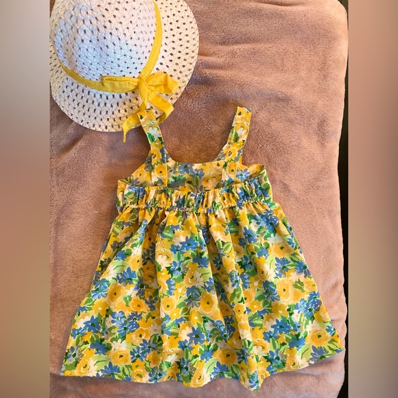 Baby girl spring dress with hat - Picture 2 of 2
